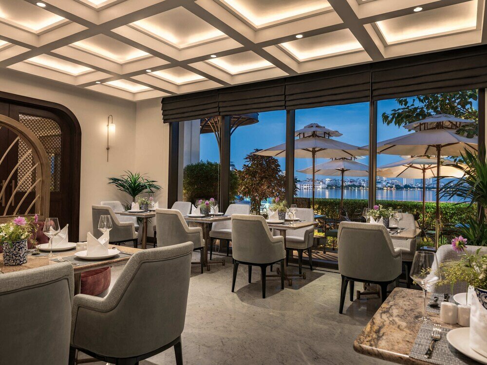 Фото Elegant Mansion 88