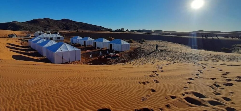 Фото Erg Chebbi Dunes Desert Camp