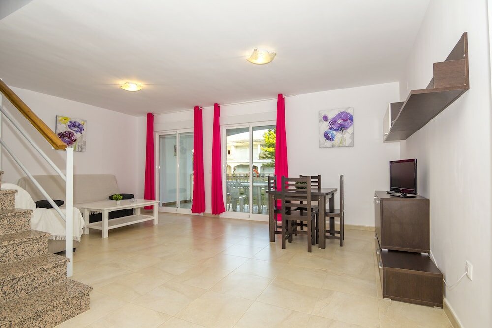 Фото Apartamentos Turisticos Zahazar