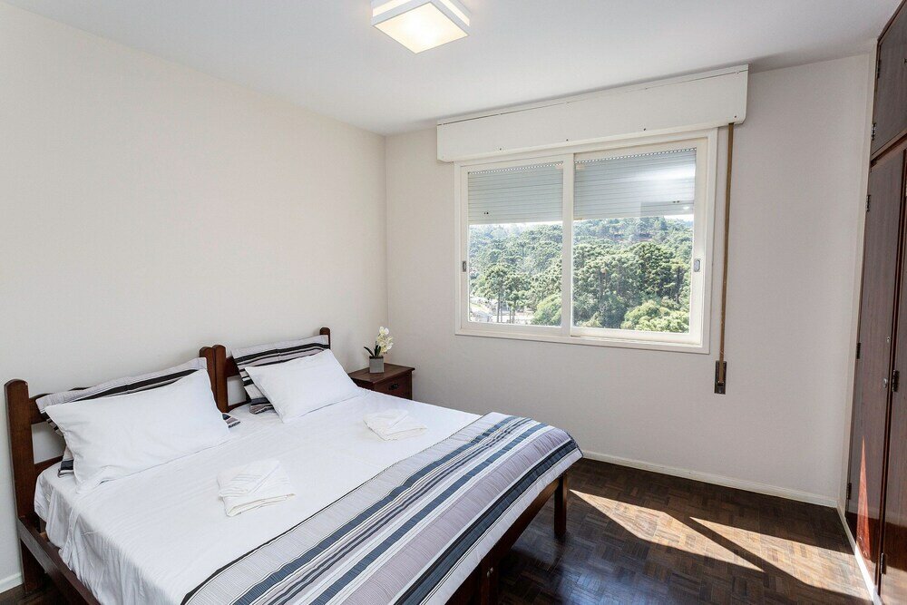 Фото Incrível Vista com 4 Quartos e Lareira