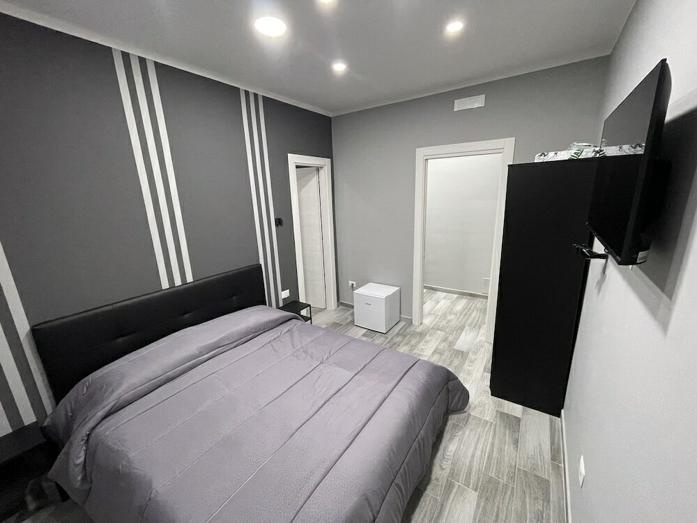 Фото Airport-Napoli