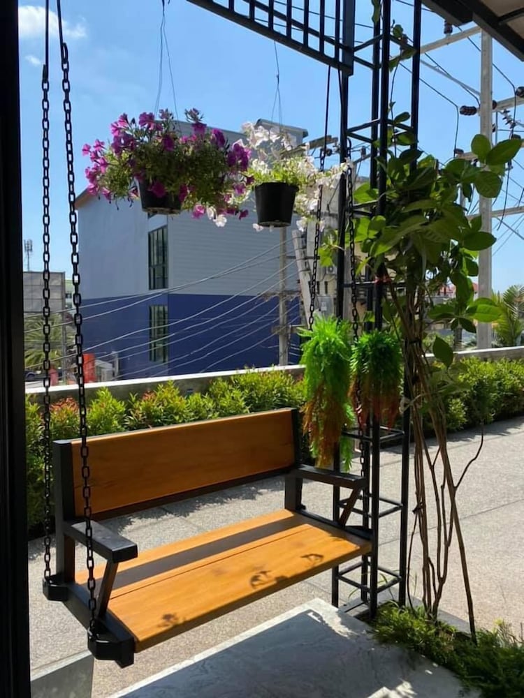 Фото Aonang Dugong