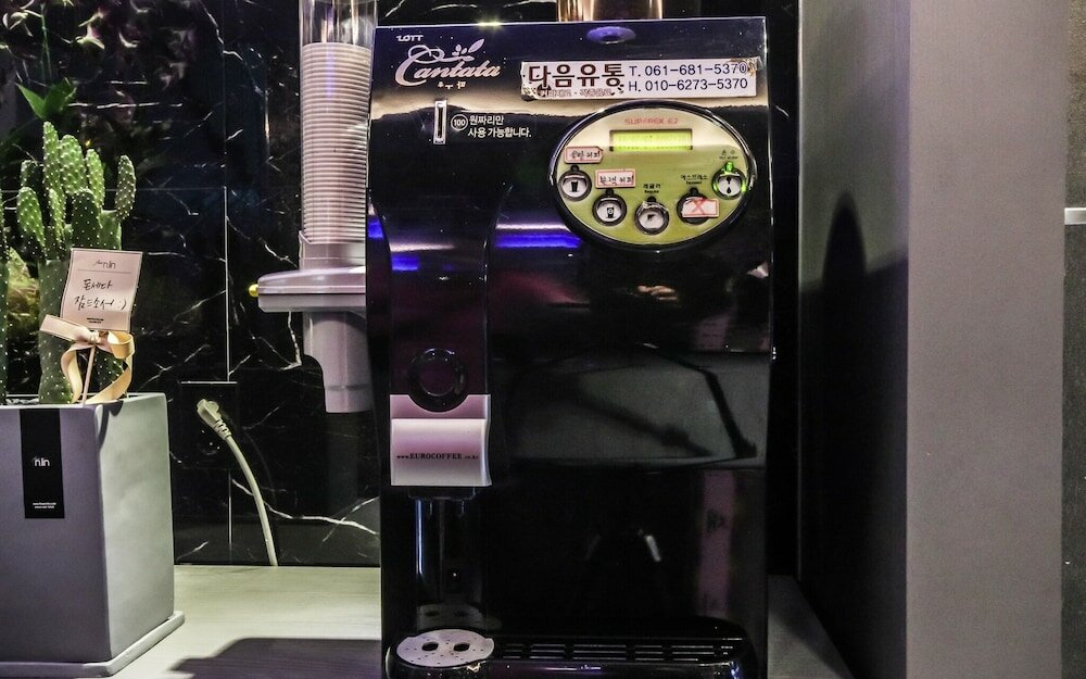 Фото Yeosu Luna Hotel