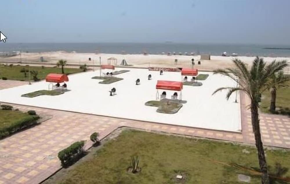 Фото Ras El Bar Apartments Armed Forces