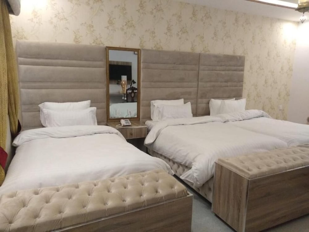 Фото Shanze Hotel And Suites