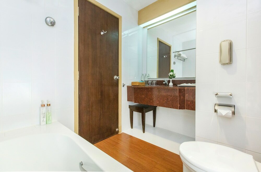 Фото Tinidee Hotel Ranong