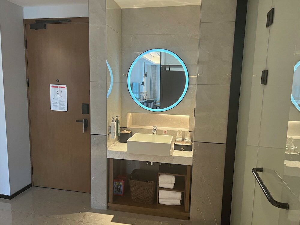 Фото Hilton Garden Inn Jinzhou Central Street