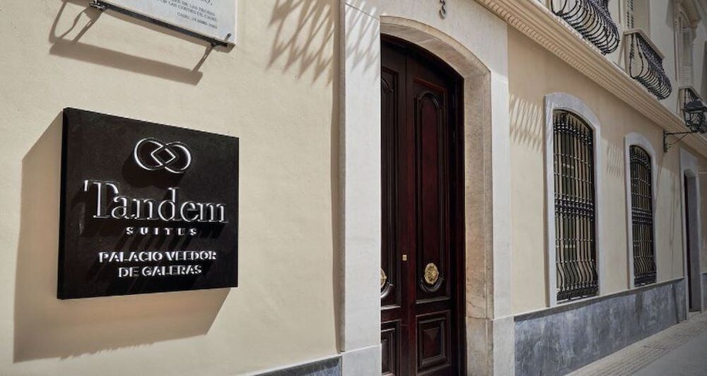 Фото Tandem Veedor De Galeras Suites