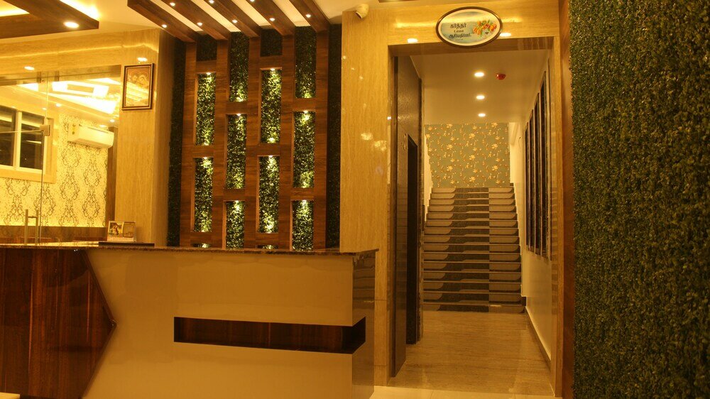 Фото Hotel Idhaya