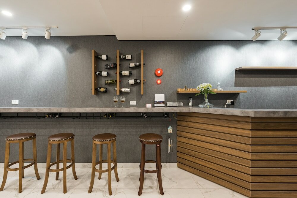 Фото Narcissus Hotel and Apartment