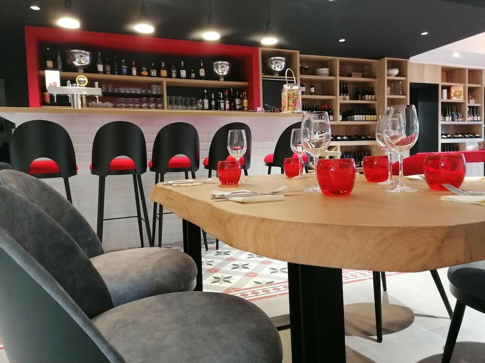 Фото Logis Angers Sud