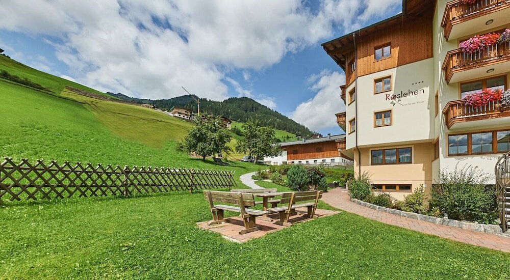 Фото Hotel Roslehen