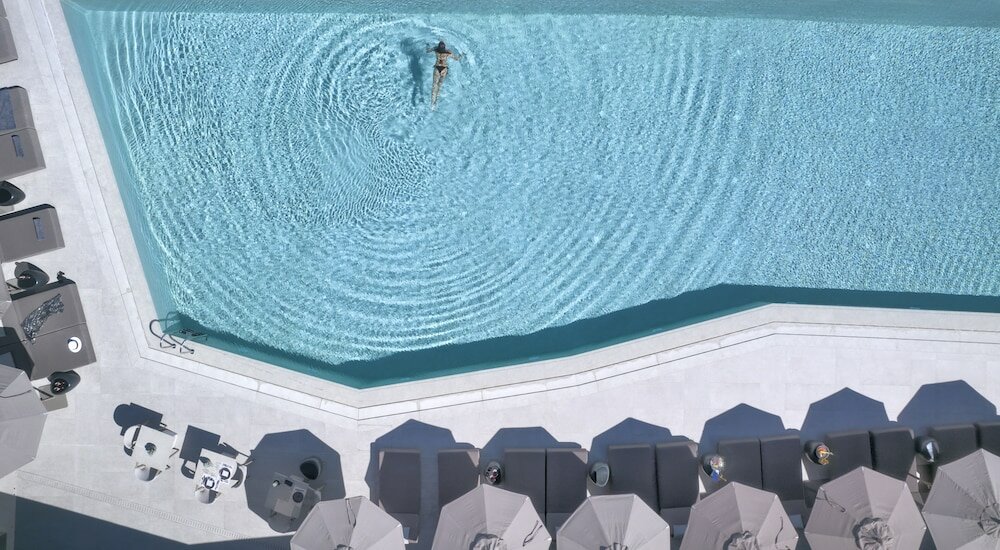 Фото Aeonic Suites and SPA