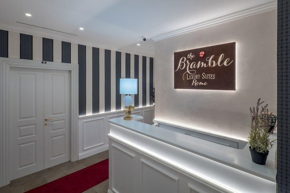 Фото Bramble Luxury Suites