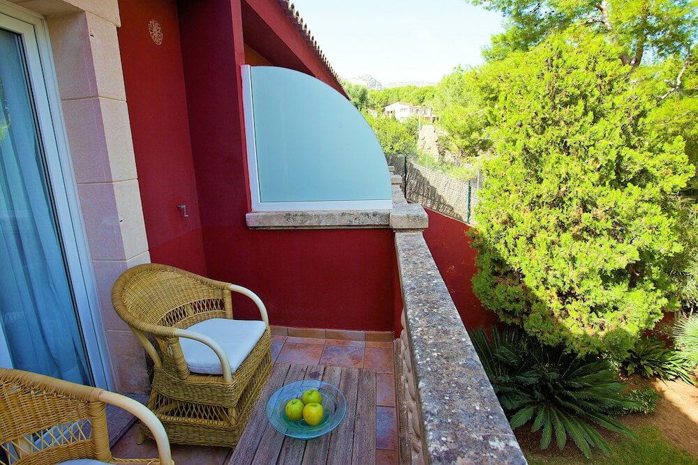 Фото Hotel Cala Sant Vicenç - Adults Only + 16