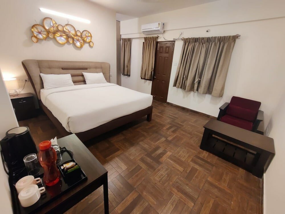 Фото White Lotus by Orbit Hotels