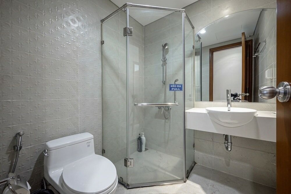 Фото Luxury Landmark - Linh's Apartment