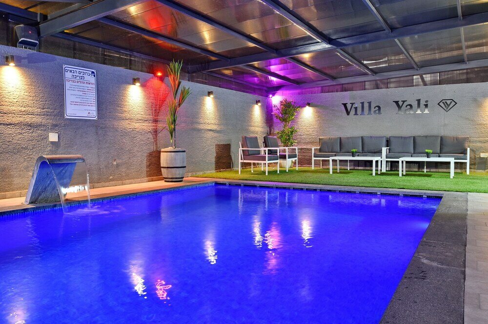 Фото Luxury Villa with heated pool in Zfat