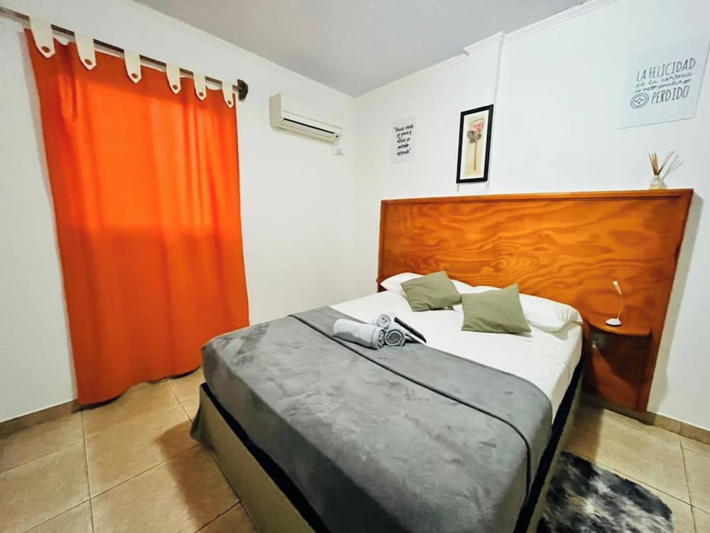 Фото Hiraya Apart Hotel