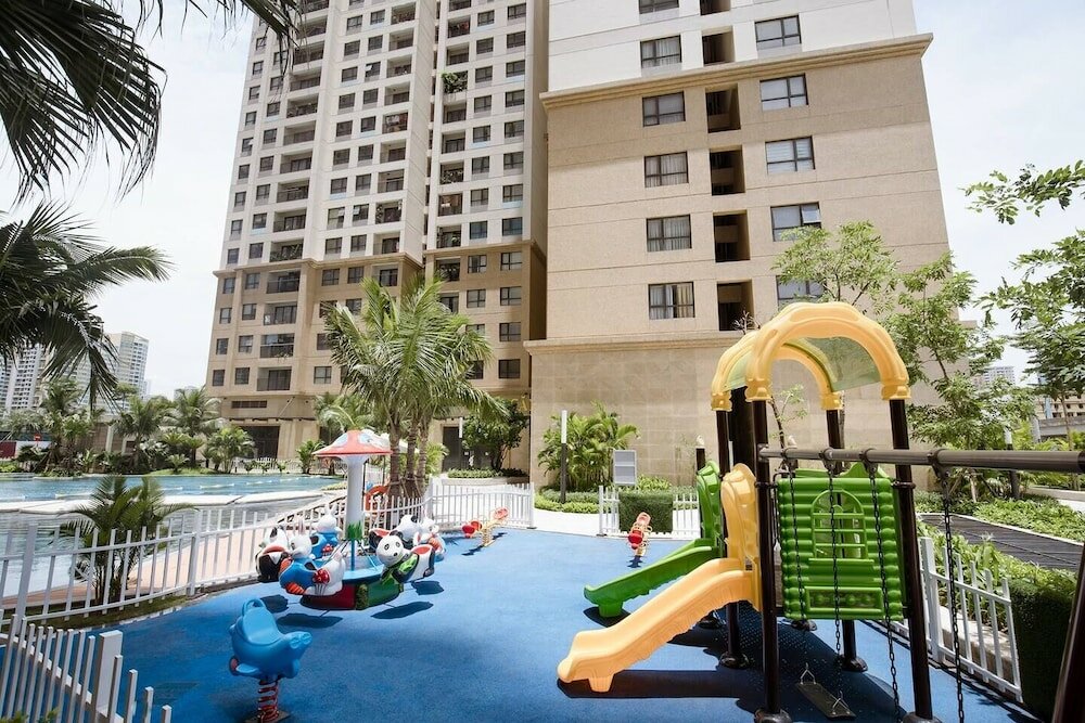 Фото Luxury Apartment Dcapital Tran Duy Hung