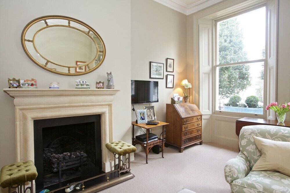 Фото A Place Like Home - Elegant flat in South Kensington
