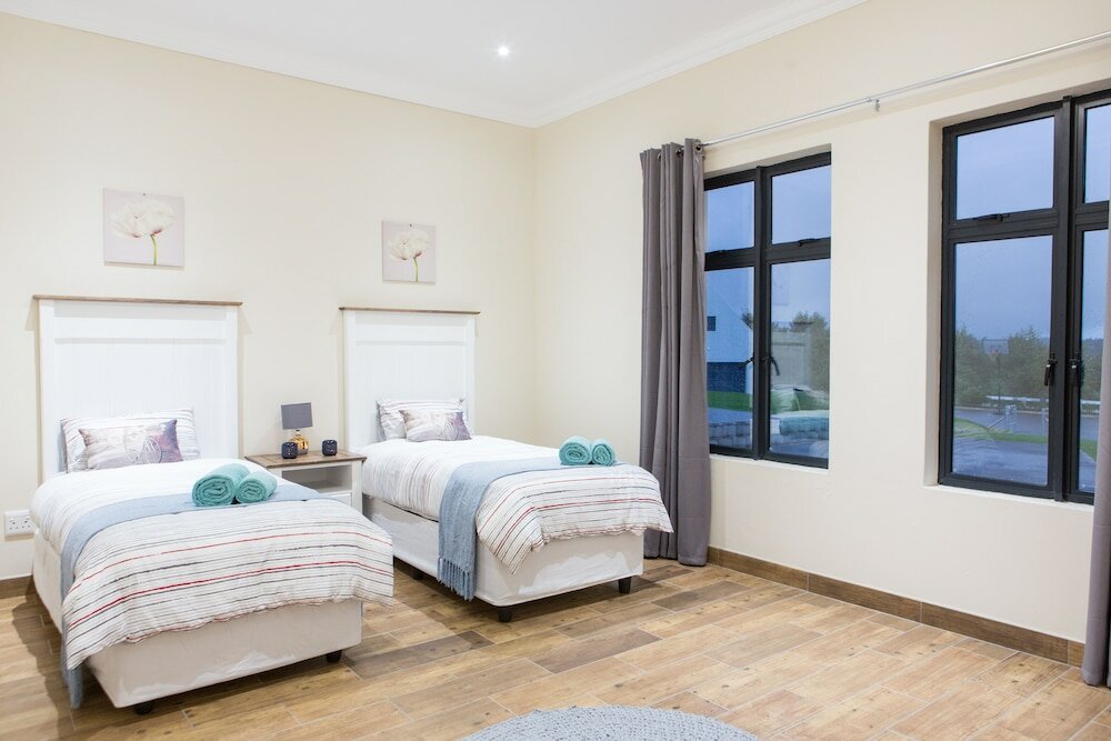 Фото The Living Collective