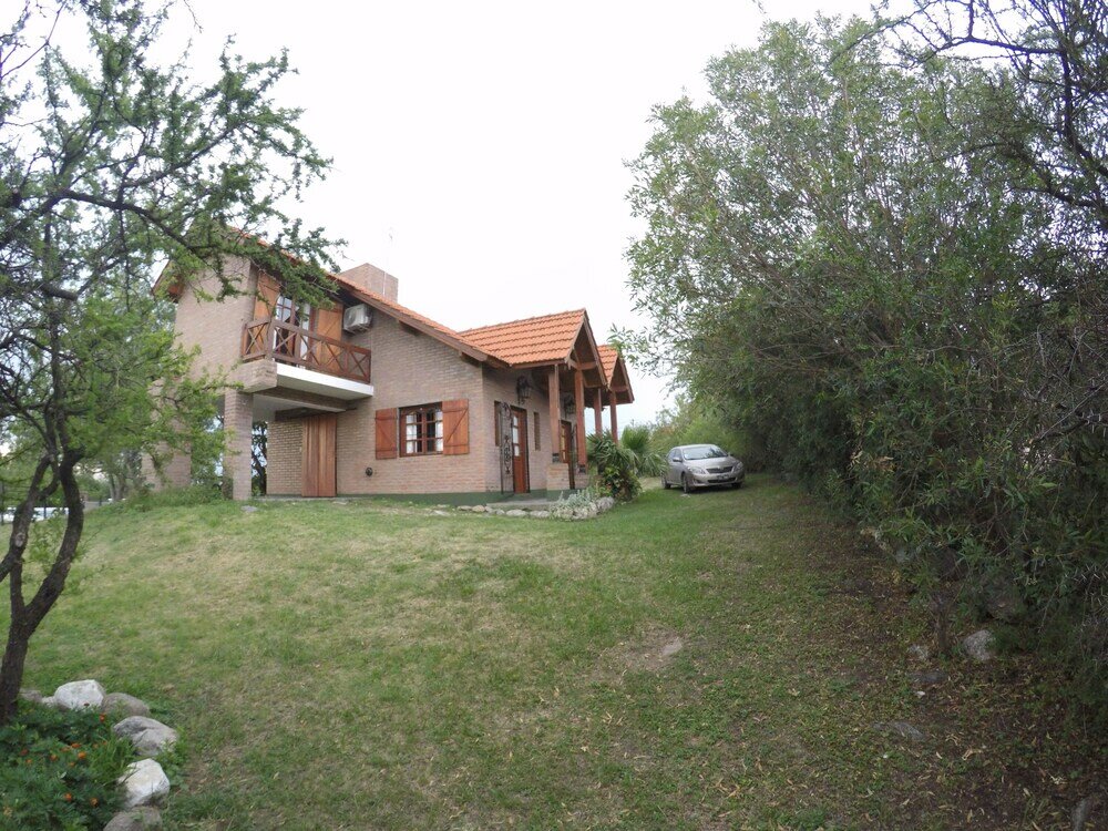 Фото Cabañas El Aromo