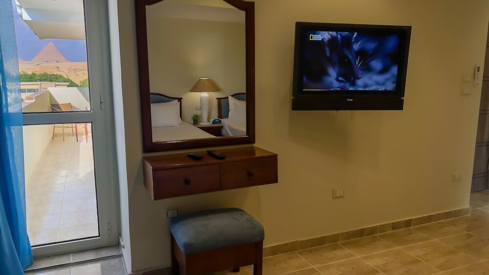 Фото Pyramids Glory Inn