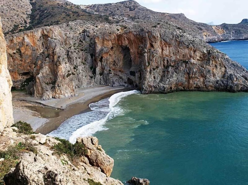 Фото Akros Oreon Hotel