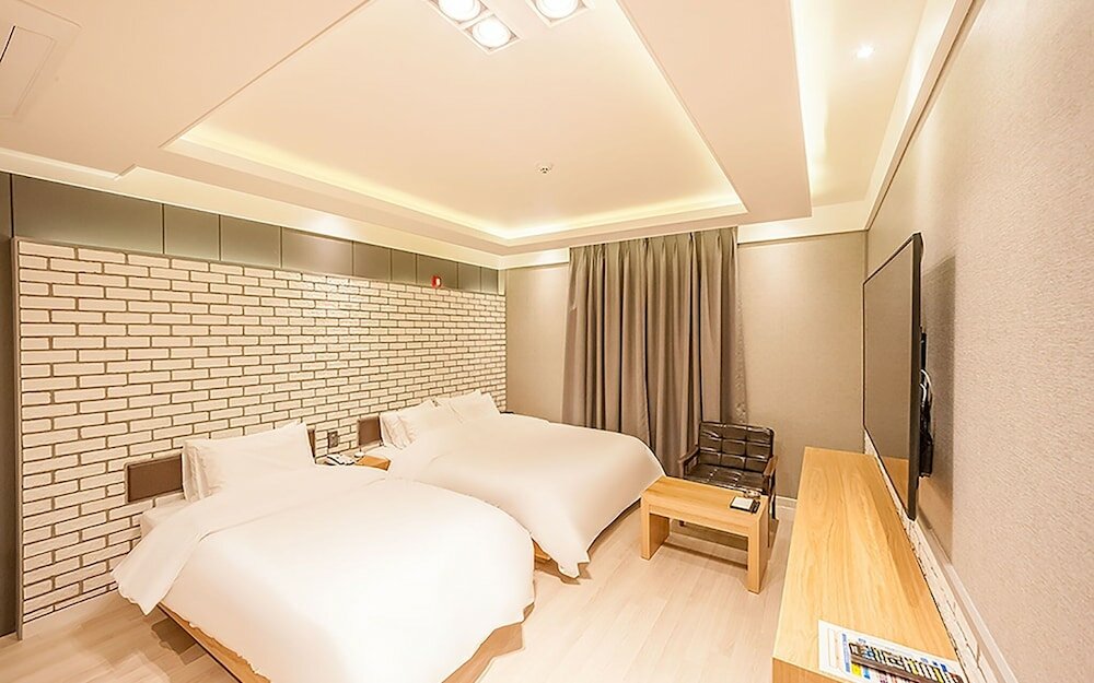 Фото Uljin Hupohang Hotel Hu