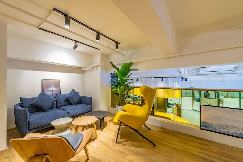 Фото Rezen Sunbow Hotel