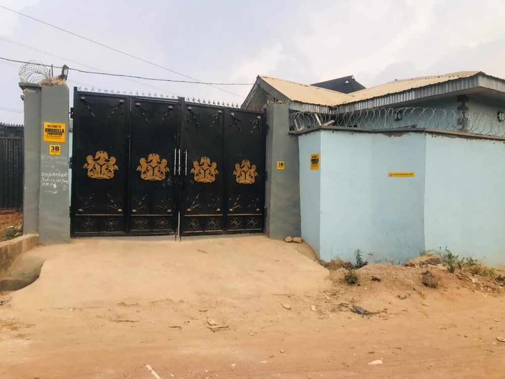 Фото Umbrella Properties Eleyele Ibadan