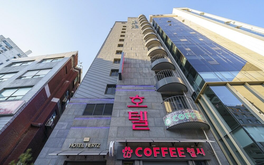 Фото Hotel Hertz