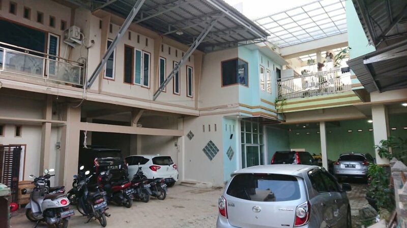 Гостиница Oyo 92596 Al-razzaq Guest House