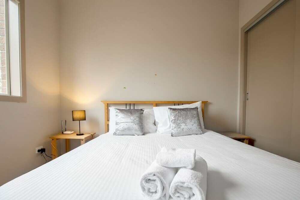 Фото Gorgeous 4br Home in Point Cook