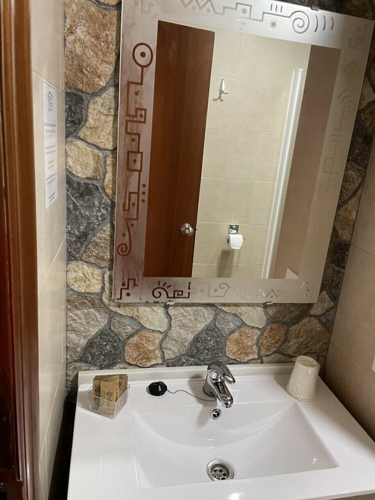 Фото Hostal Fleming