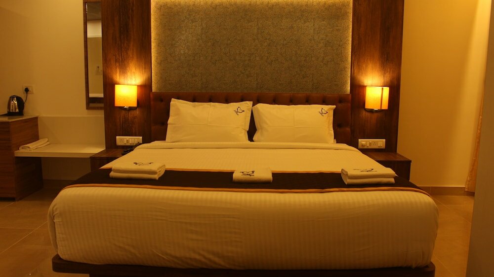 Фото Hotel Idhaya