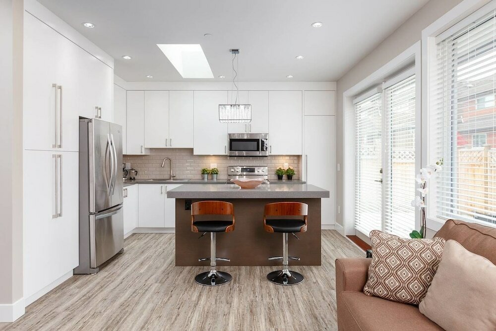 Фото Private and Cozy 2bdr 2ba Home in Kitsilano