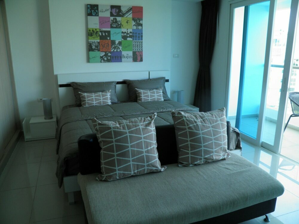 Short-term housing rental Nova Ocean View - 802 by Axiom, Pattaya, photo