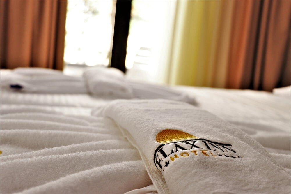 Фото Relax Inn Hotel Durres