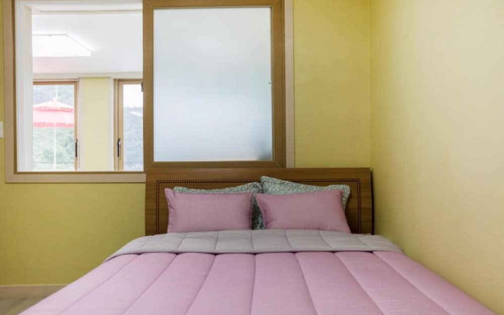 Фото Yeosu Ocean View Pension