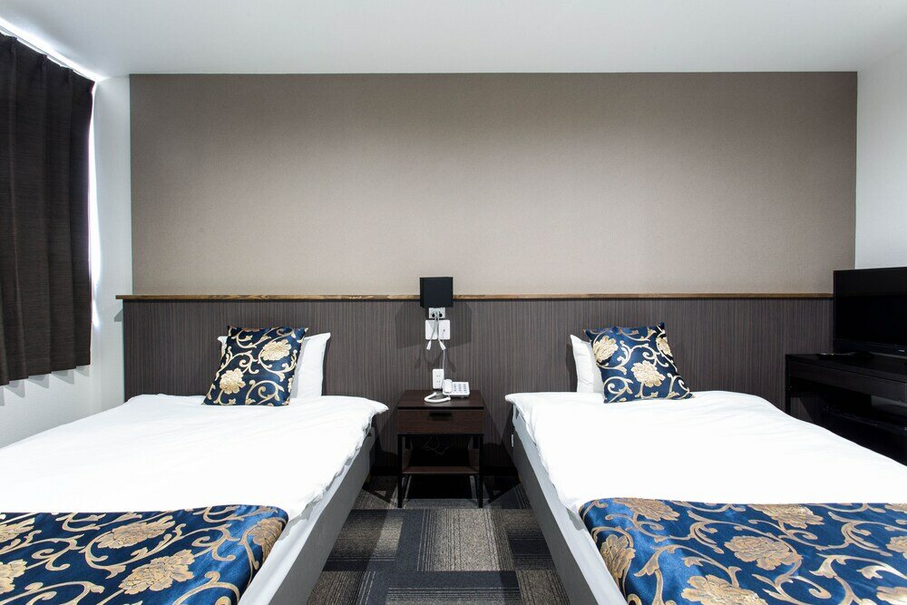 Фото Holiday Pearl Hotel