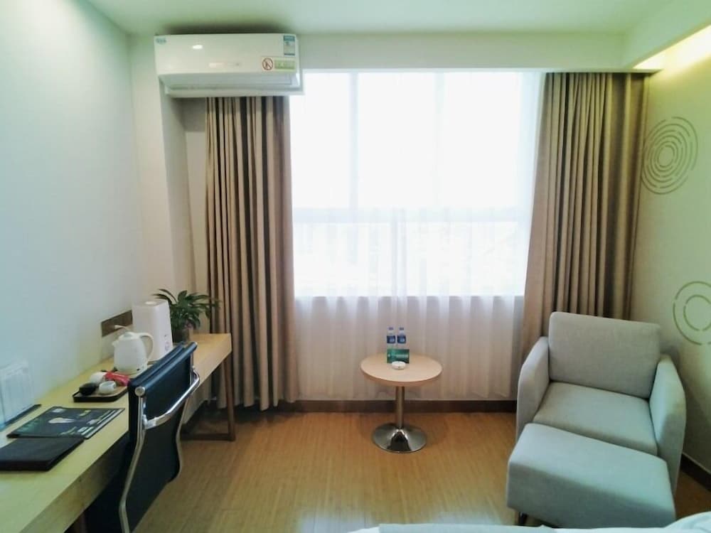 Фото GreenTree Inn Baoji Fengxiang Donghu Business Hotel