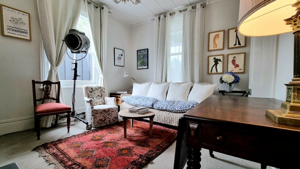 Фото Timeless Heritage Grey Lynn 2br Beauty