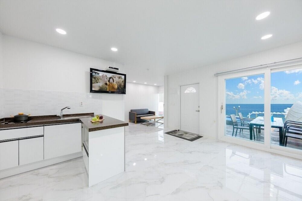 Фото Pool Villa 1-2 Pension