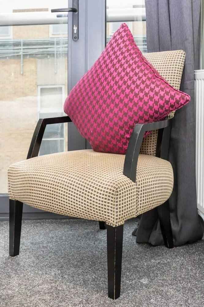 Фото Stylish & Luxurious 2 Bedroom Flat - Shoreditch