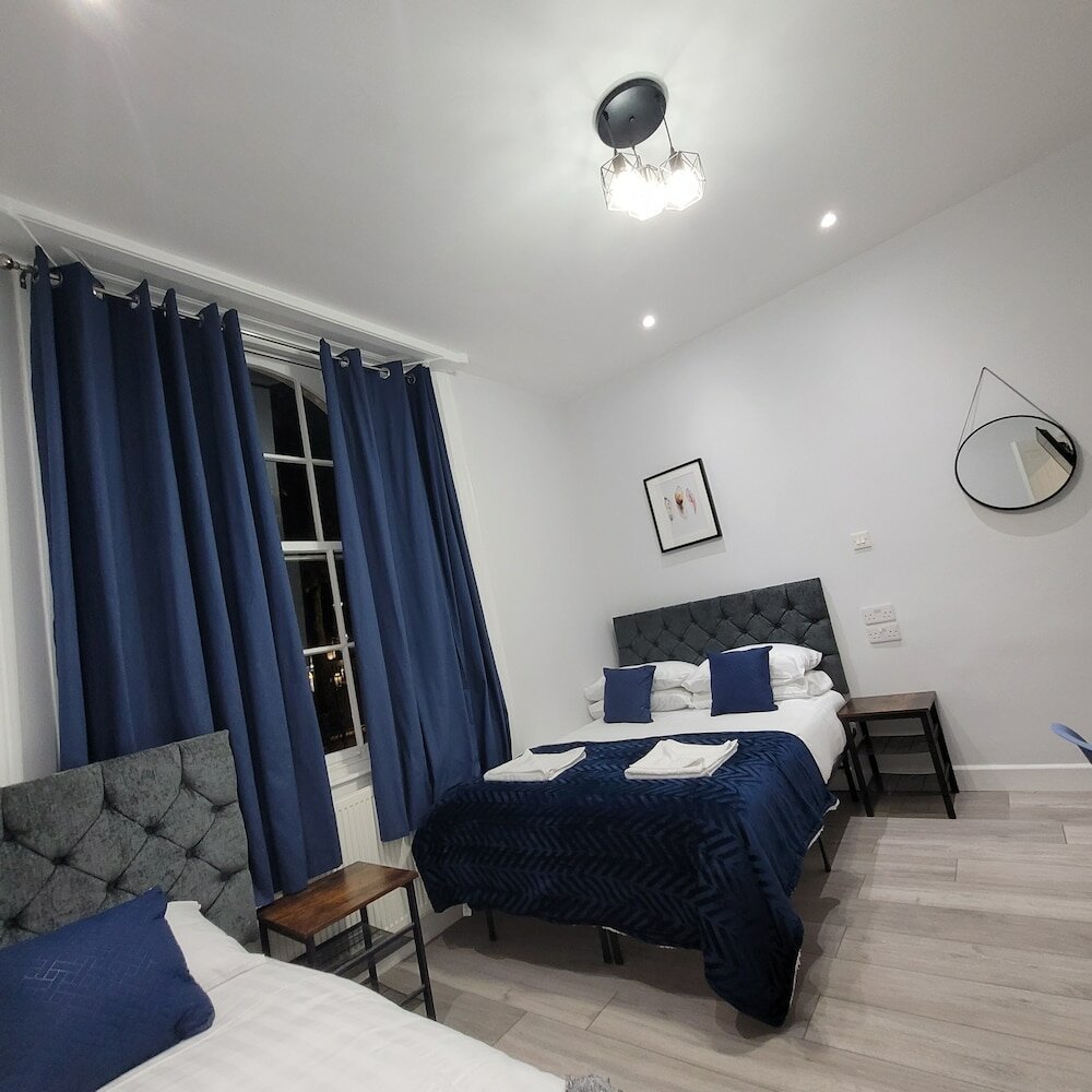 Фото Argyle Square Hotel