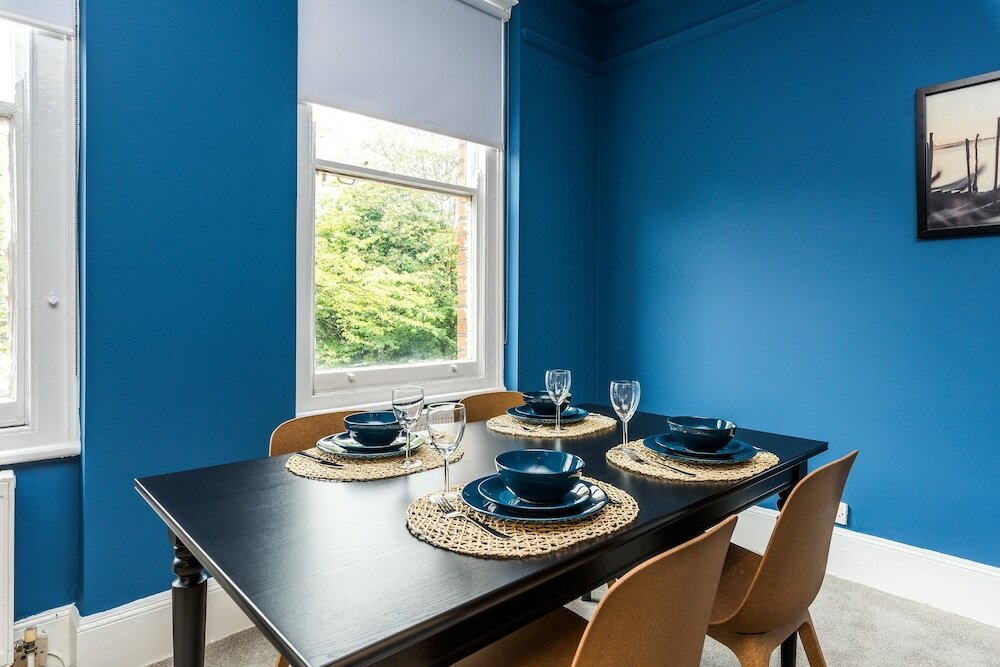 Фото Sherlock's Residence by Allô Housing