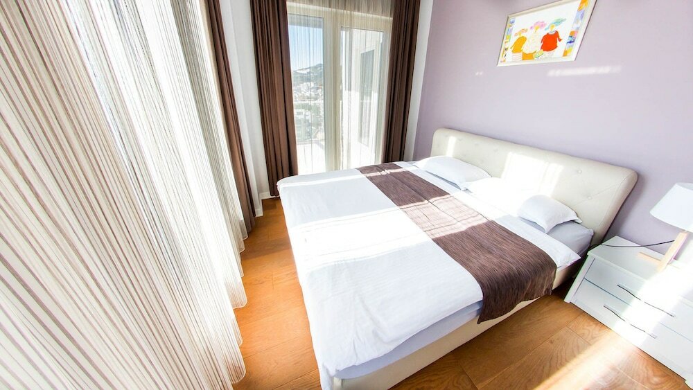 Фото Lux Sunrior