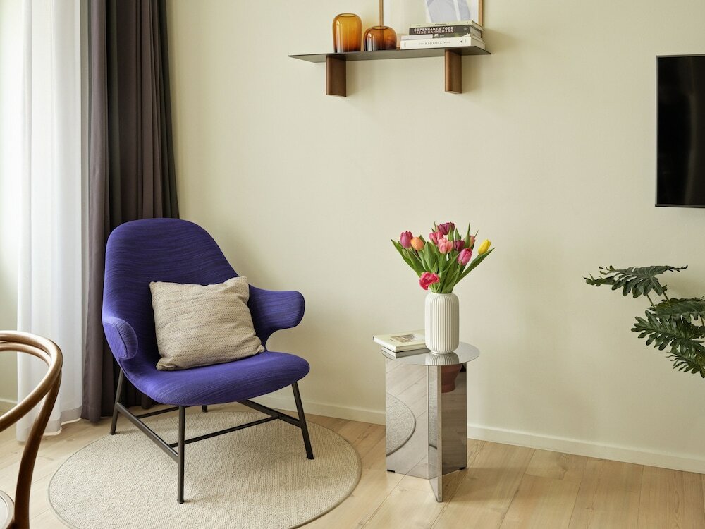 Фото Apēron Apartment Hotel